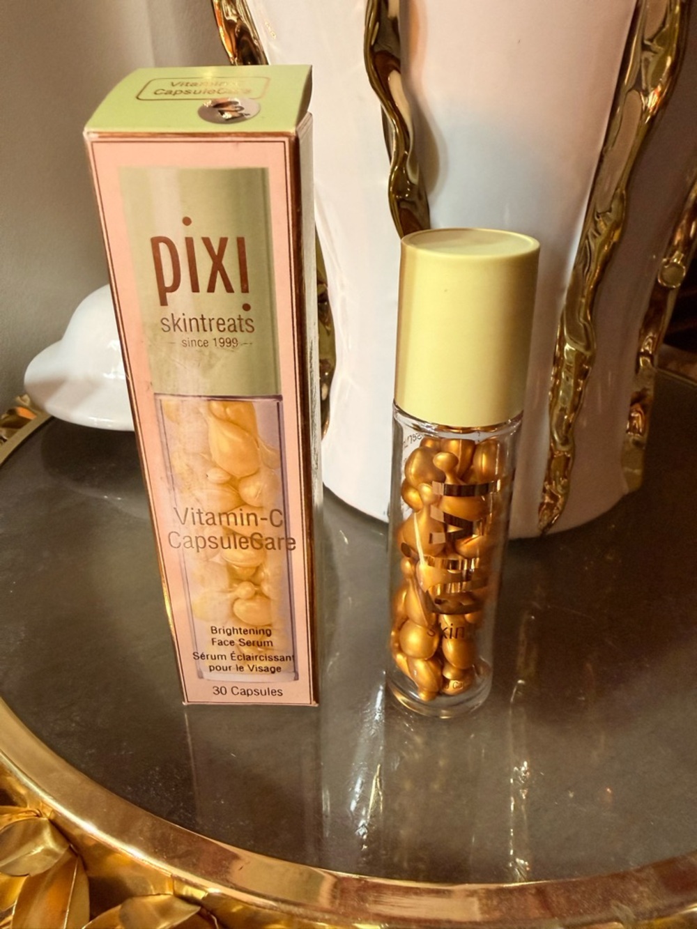Pixi Vitamin-C CapsuleCare Serum - 30 Gold Capsules